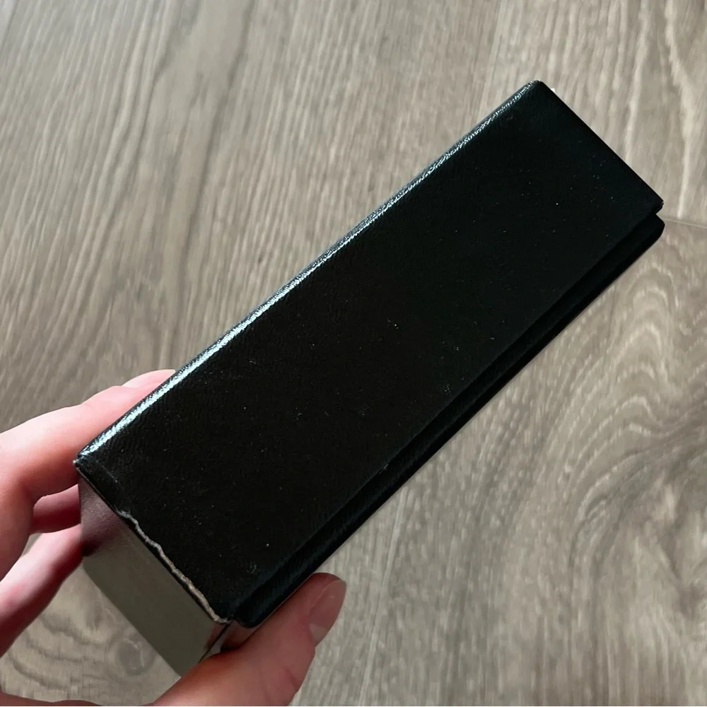 Chanel Box (BB69)